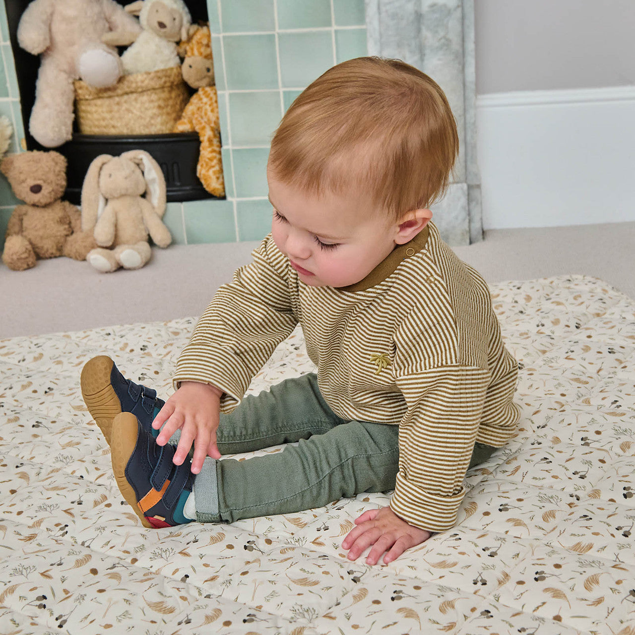 Zap Navy/Multi Leather Pre-walker