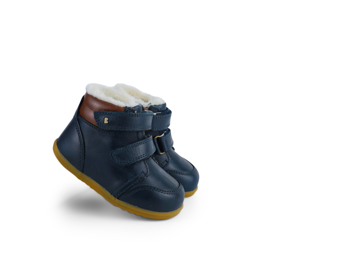 SU Timber Arctic Boot in Navy Leather