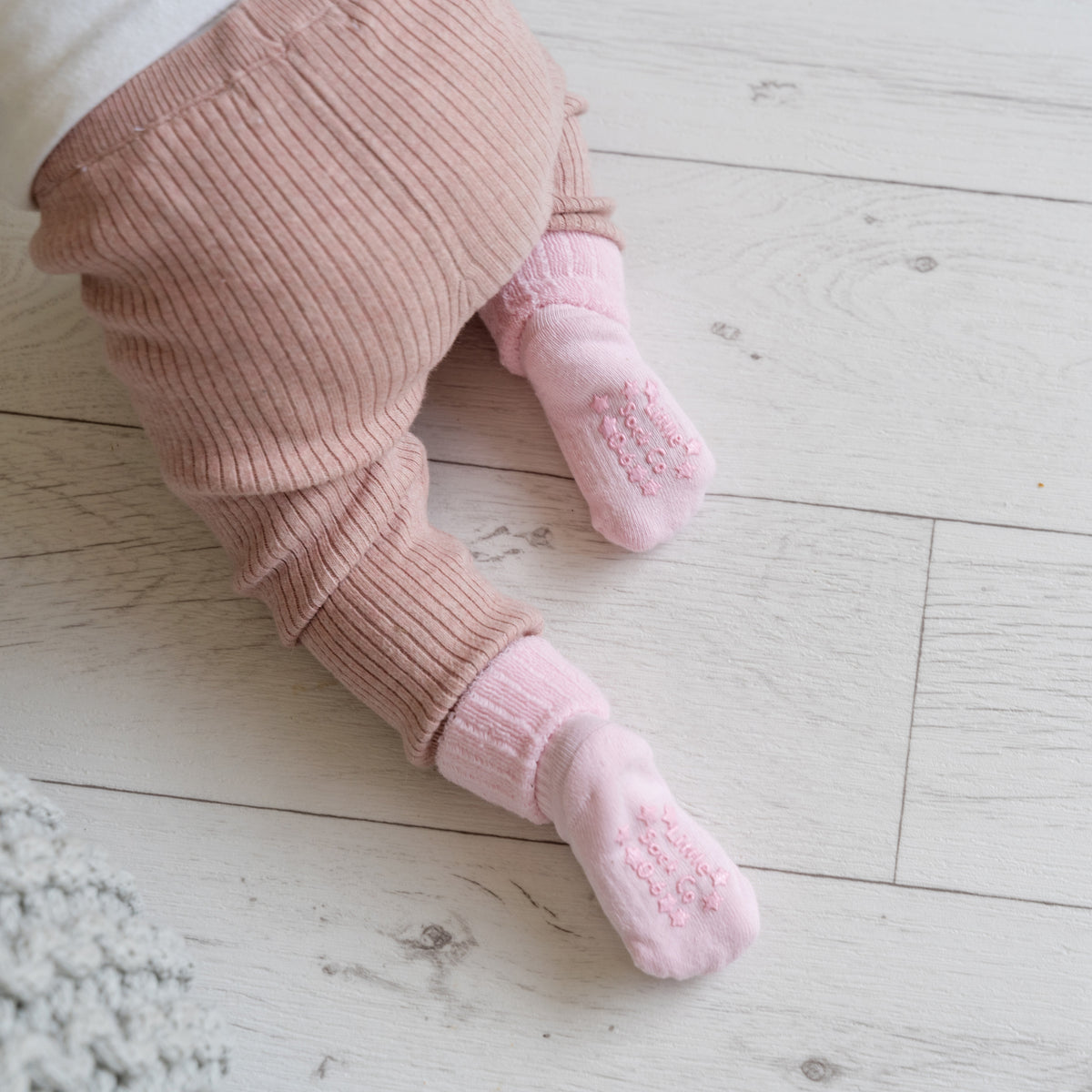 Non Slip Stay On Cosy Camellia Pink Terry Socks