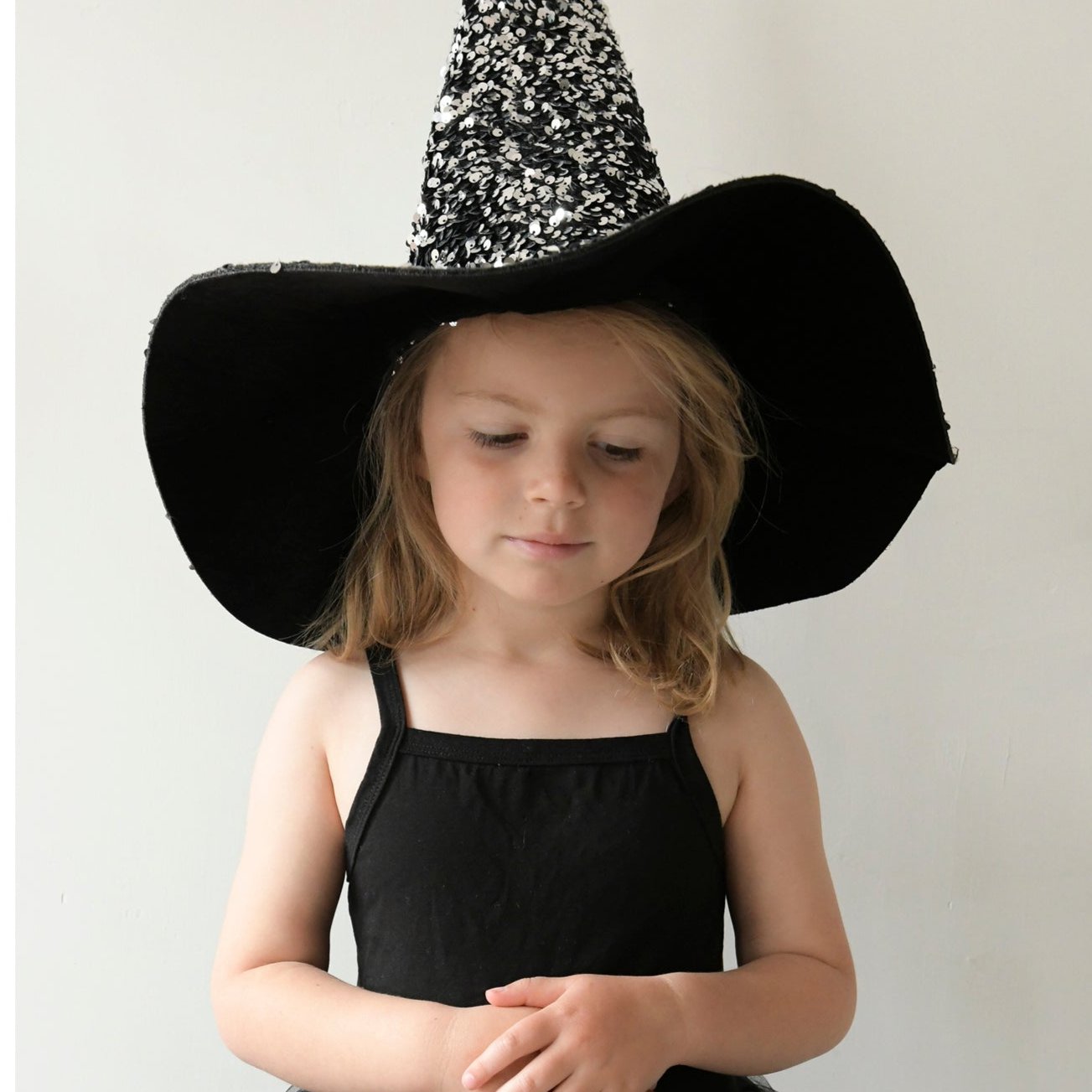 Luxury Sequin Velvet Witches Hat