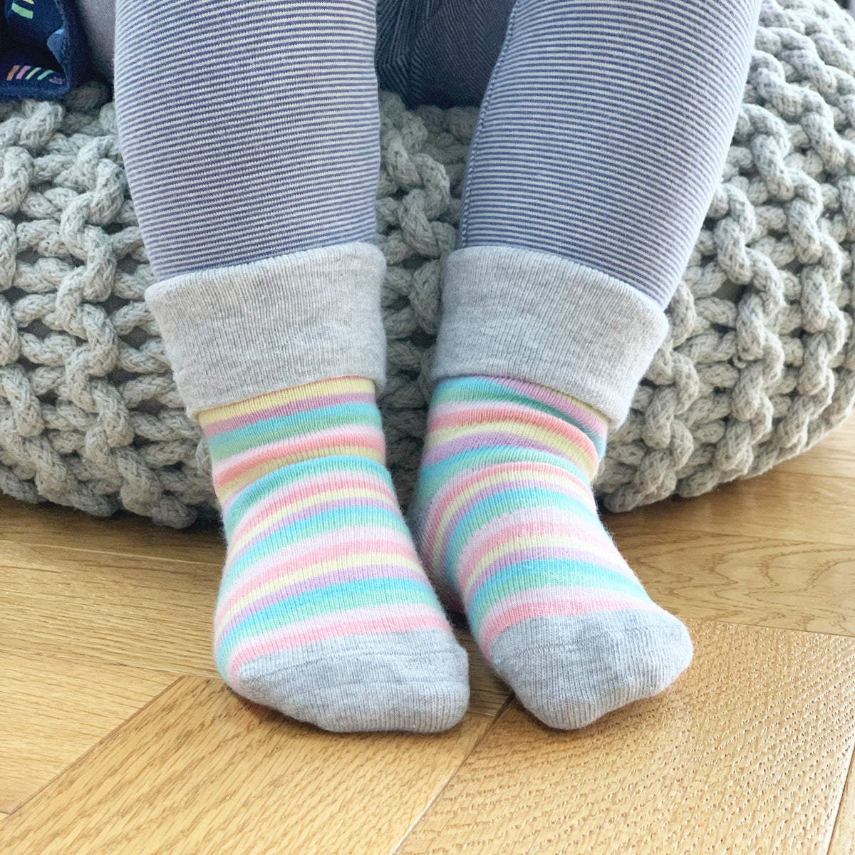 Non Slip Stay On Rosey Rainbow Original Socks