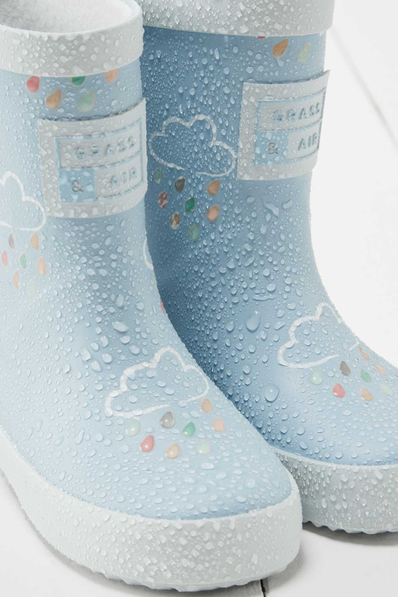 Colour Changing Cloud Wellie Baby Blue with bag