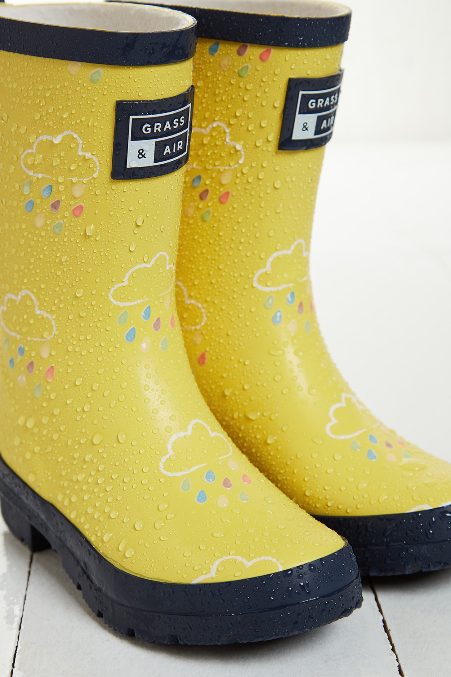 Junior Cloud Adventure Wellie Yellow with bag