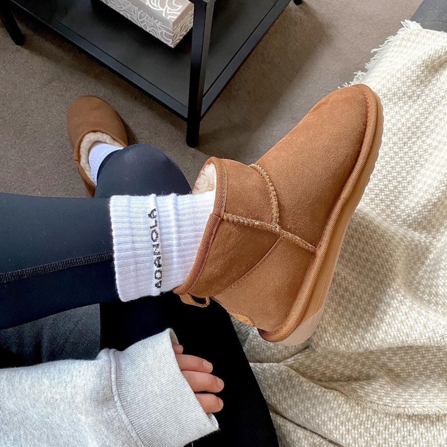 Stinger Micro Water Resistant Chestnut Sheepskin Boot
