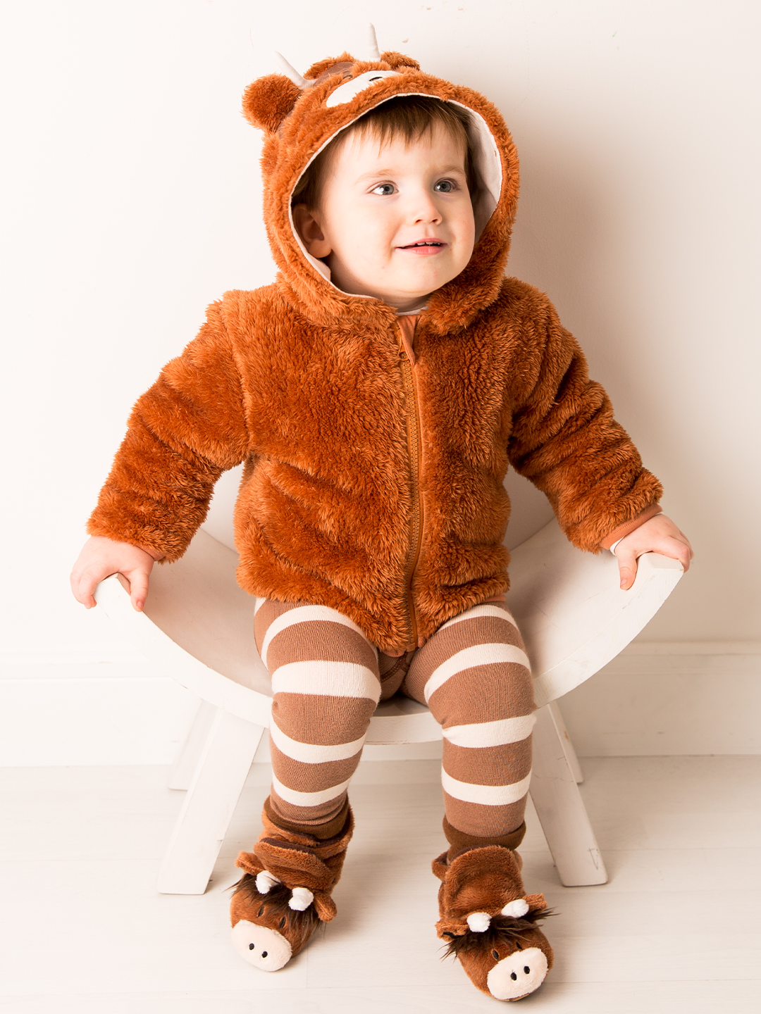 Neutral Hamish Highland Cow Booties