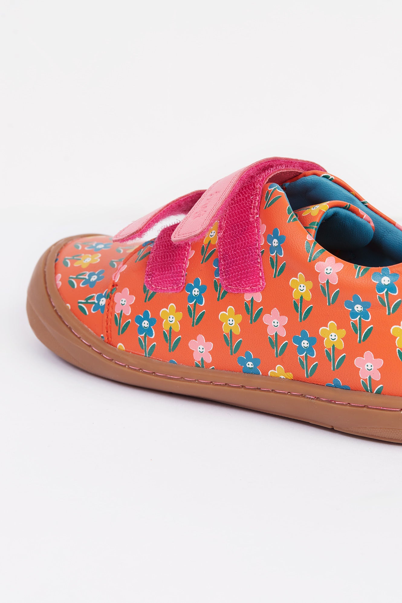 Tide Low Top Fun Flower Leather Toddler Shoe