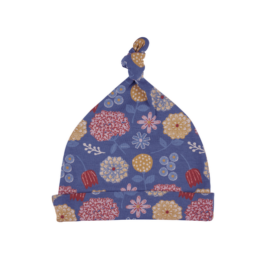 Knotted Hat Winter Bloom