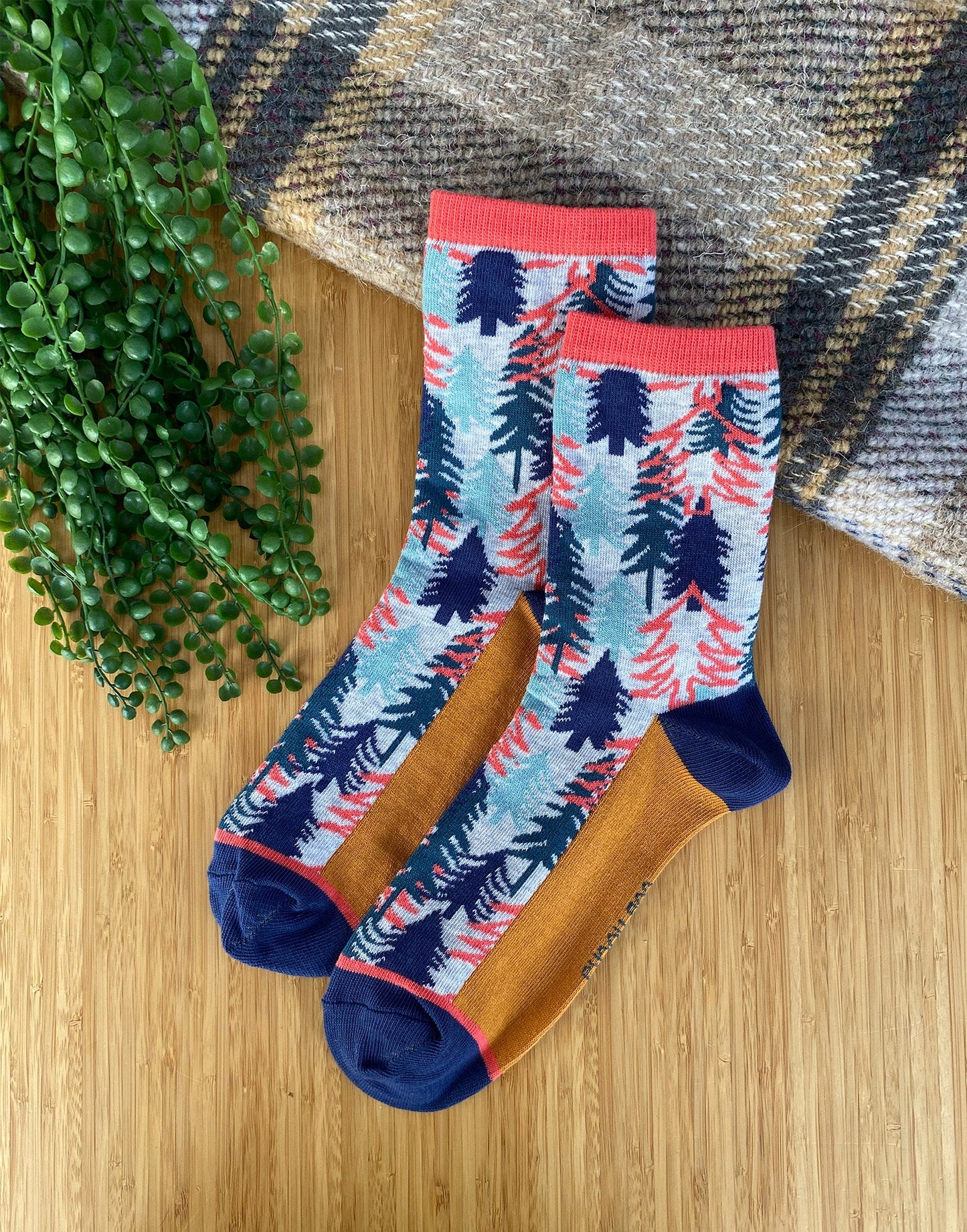 Ladies Cotton Woodland Christmas Socks